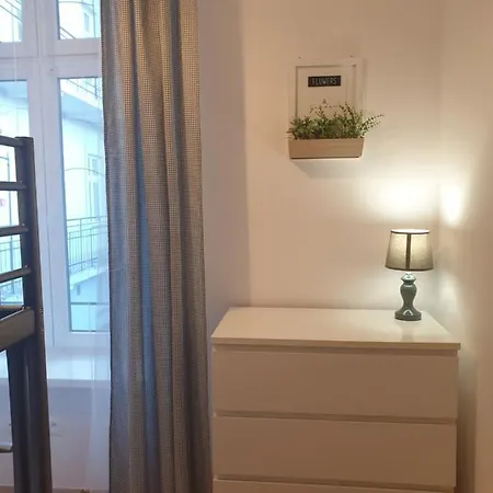 Hostel Royal Old Town