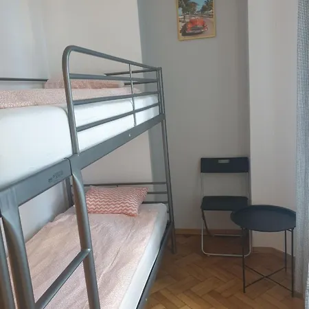 Royal Old Town Hostel *